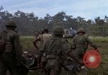 Standbild USA1st Kavallerie Division Vietnam, 1965, aus Sekunde 44 historischem Filmmaterial Videoclip 65675045330