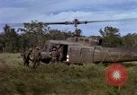 Standbild USA1st Kavallerie Division Vietnam, 1965, aus Sekunde 57 historischem Filmmaterial Videoclip 65675045330