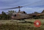 Standbild USA1st Kavallerie Division Vietnam, 1965, aus Sekunde 59 historischem Filmmaterial Videoclip 65675045330
