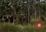 Standbild USA1st Kavallerie Division Vietnam, 1965, aus Sekunde 3 historischem Filmmaterial Videoclip 65675045331