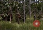 Standbild USA1st Kavallerie Division Vietnam, 1965, aus Sekunde 4 historischem Filmmaterial Videoclip 65675045331