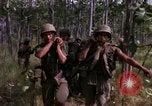 Standbild USA1st Kavallerie Division Vietnam, 1965, aus Sekunde 14 historischem Filmmaterial Videoclip 65675045331