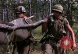Standbild USA1st Kavallerie Division Vietnam, 1965, aus Sekunde 18 historischem Filmmaterial Videoclip 65675045331