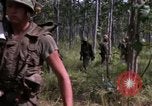 Standbild USA1st Kavallerie Division Vietnam, 1965, aus Sekunde 20 historischem Filmmaterial Videoclip 65675045331