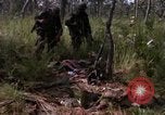 Standbild USA1st Kavallerie Division Vietnam, 1965, aus Sekunde 47 historischem Filmmaterial Videoclip 65675045331