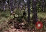 Standbild USA1st Kavallerie Division Vietnam, 1965, aus Sekunde 55 historischem Filmmaterial Videoclip 65675045331