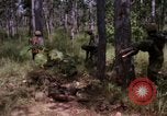 Standbild USA1st Kavallerie Division Vietnam, 1965, aus Sekunde 61 historischem Filmmaterial Videoclip 65675045331