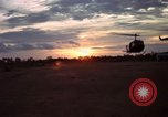 Standbild USA1st Kavallerie Division Vietnam, 1965, aus Sekunde 7 historischem Filmmaterial Videoclip 65675045333