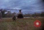 Standbild USA1st Kavallerie Division Vietnam, 1965, aus Sekunde 14 historischem Filmmaterial Videoclip 65675045334