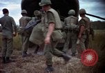 Standbild USA1st Kavallerie Division Vietnam, 1965, aus Sekunde 48 historischem Filmmaterial Videoclip 65675045334