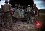 Standbild USA1st Kavallerie Division Vietnam, 1965, aus Sekunde 50 historischem Filmmaterial Videoclip 65675045334