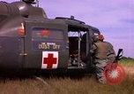 Immagine di 173Rd Brigata Aerea Il Vietnam, 1966, secondo 29 filmato di repertorio 65675045337