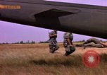 Immagine di 173Rd Brigata Aerea Il Vietnam, 1966, secondo 33 filmato di repertorio 65675045337