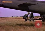 Immagine di 173Rd Brigata Aerea Il Vietnam, 1966, secondo 37 filmato di repertorio 65675045337