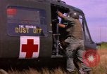 Immagine di 173Rd Brigata Aerea Il Vietnam, 1966, secondo 48 filmato di repertorio 65675045337