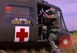 Immagine di 173Rd Brigata Aerea Il Vietnam, 1966, secondo 49 filmato di repertorio 65675045337