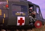 Immagine di 173Rd Brigata Aerea Il Vietnam, 1966, secondo 55 filmato di repertorio 65675045337