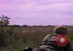 Immagine di 173Rd Brigata Aerea Il Vietnam, 1966, secondo 5 filmato di repertorio 65675045338