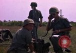 Immagine di 173Rd Brigata Aerea Il Vietnam, 1966, secondo 16 filmato di repertorio 65675045338