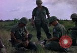 Immagine di 173Rd Brigata Aerea Il Vietnam, 1966, secondo 13 filmato di repertorio 65675045339