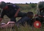 Immagine di 173Rd Brigata Aerea Il Vietnam, 1966, secondo 51 filmato di repertorio 65675045339