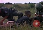 Immagine di 173Rd Brigata Aerea Il Vietnam, 1966, secondo 53 filmato di repertorio 65675045339