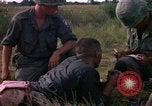 Immagine di 173Rd Brigata Aerea Il Vietnam, 1966, secondo 55 filmato di repertorio 65675045339