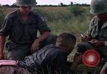 Immagine di 173Rd Brigata Aerea Il Vietnam, 1966, secondo 58 filmato di repertorio 65675045339