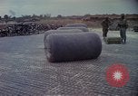 Standbild 173rd Airborne Brigade Vietnam, 1966, aus Sekunde 5 historischem Filmmaterial Videoclip 65675045348