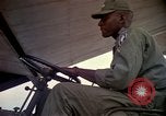 Standbild 173rd Airborne Brigade Vietnam, 1966, aus Sekunde 38 historischem Filmmaterial Videoclip 65675045348