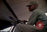 Standbild 173rd Airborne Brigade Vietnam, 1966, aus Sekunde 41 historischem Filmmaterial Videoclip 65675045348