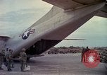 Standbild 173rd Airborne Brigade Vietnam, 1966, aus Sekunde 54 historischem Filmmaterial Videoclip 65675045348