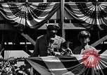 Standbild Einführungen vor Air Show Spokane Washington USA, 1944, aus Sekunde 29 historischem Filmmaterial Videoclip 65675045362