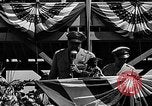 Standbild Einführungen vor Air Show Spokane Washington USA, 1944, aus Sekunde 31 historischem Filmmaterial Videoclip 65675045362