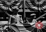 Standbild Einführungen vor Air Show Spokane Washington USA, 1944, aus Sekunde 40 historischem Filmmaterial Videoclip 65675045362