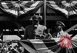 Standbild Einführungen vor Air Show Spokane Washington USA, 1944, aus Sekunde 50 historischem Filmmaterial Videoclip 65675045362