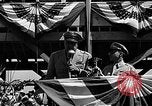 Standbild Einführungen vor Air Show Spokane Washington USA, 1944, aus Sekunde 52 historischem Filmmaterial Videoclip 65675045362