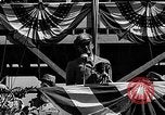 Immagine di Principali Grashio Samuele Bataan morte marzo superstite Spokane Washington USA, 1944, secondo 54 filmato di repertorio 65675045363