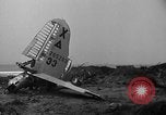 Image De l'écrasement du numéro 42-65283 B-29 Tinian île Îles Mariannes, 1945, de la seconde 48 séquences d'archives historiques vidéo 65675045365