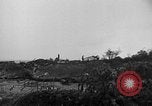 Image De l'écrasement du numéro 42-65283 B-29 Tinian île Îles Mariannes, 1945, de la seconde 56 séquences d'archives historiques vidéo 65675045365
