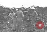 Standbild B-29 Crash Insel Tinian Marianen, 1945, aus Sekunde 20 historischem Filmmaterial Videoclip 65675045366