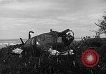 Standbild B-29 Crash Insel Tinian Marianen, 1945, aus Sekunde 34 historischem Filmmaterial Videoclip 65675045367