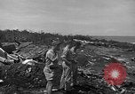 Standbild B-29 Crash Insel Tinian Marianen, 1945, aus Sekunde 60 historischem Filmmaterial Videoclip 65675045367