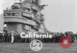 Standbild Besatzungsmitglieder Blut spenden San Francisco California USA, 1951, aus Sekunde 1 historischem Filmmaterial Videoclip 65675045381
