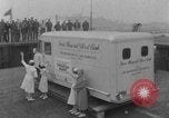 Standbild Besatzungsmitglieder Blut spenden San Francisco California USA, 1951, aus Sekunde 8 historischem Filmmaterial Videoclip 65675045381