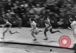 Immagine di 15 piedi vault New York United States USA, 1951, secondo 19 filmato di repertorio 65675045383