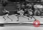 Immagine di 15 piedi vault New York United States USA, 1951, secondo 20 filmato di repertorio 65675045383