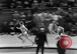 Immagine di 15 piedi vault New York United States USA, 1951, secondo 57 filmato di repertorio 65675045383