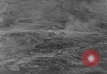 Immagine di Massa caduta paracadute Corea, 1951, secondo 55 filmato di repertorio 65675045385
