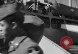 Standbild GIs zurück Seattle Washington USA, 1951, aus Sekunde 48 historischem Filmmaterial Videoclip 65675045394